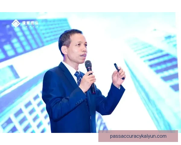 布鲁诺职业生涯表现稳健，持续提升中场核心竞争力